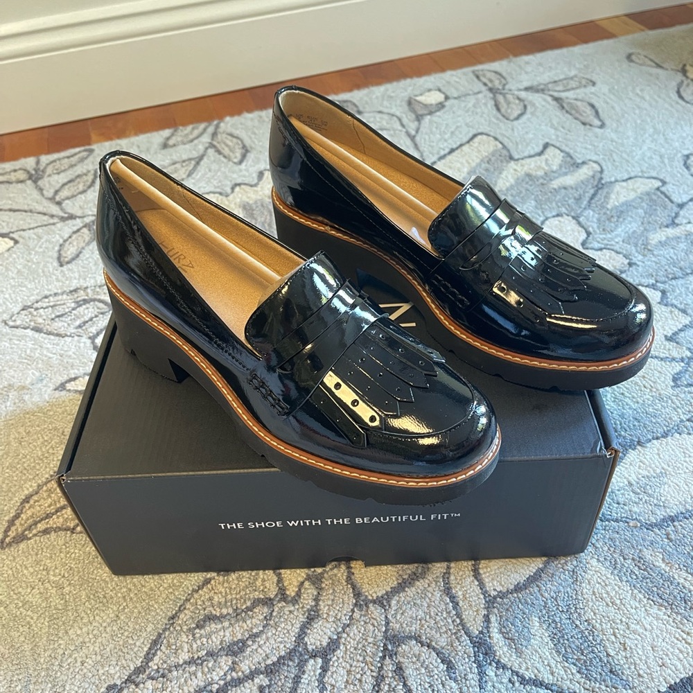 Naturalizer Black Flats Classic Loafers